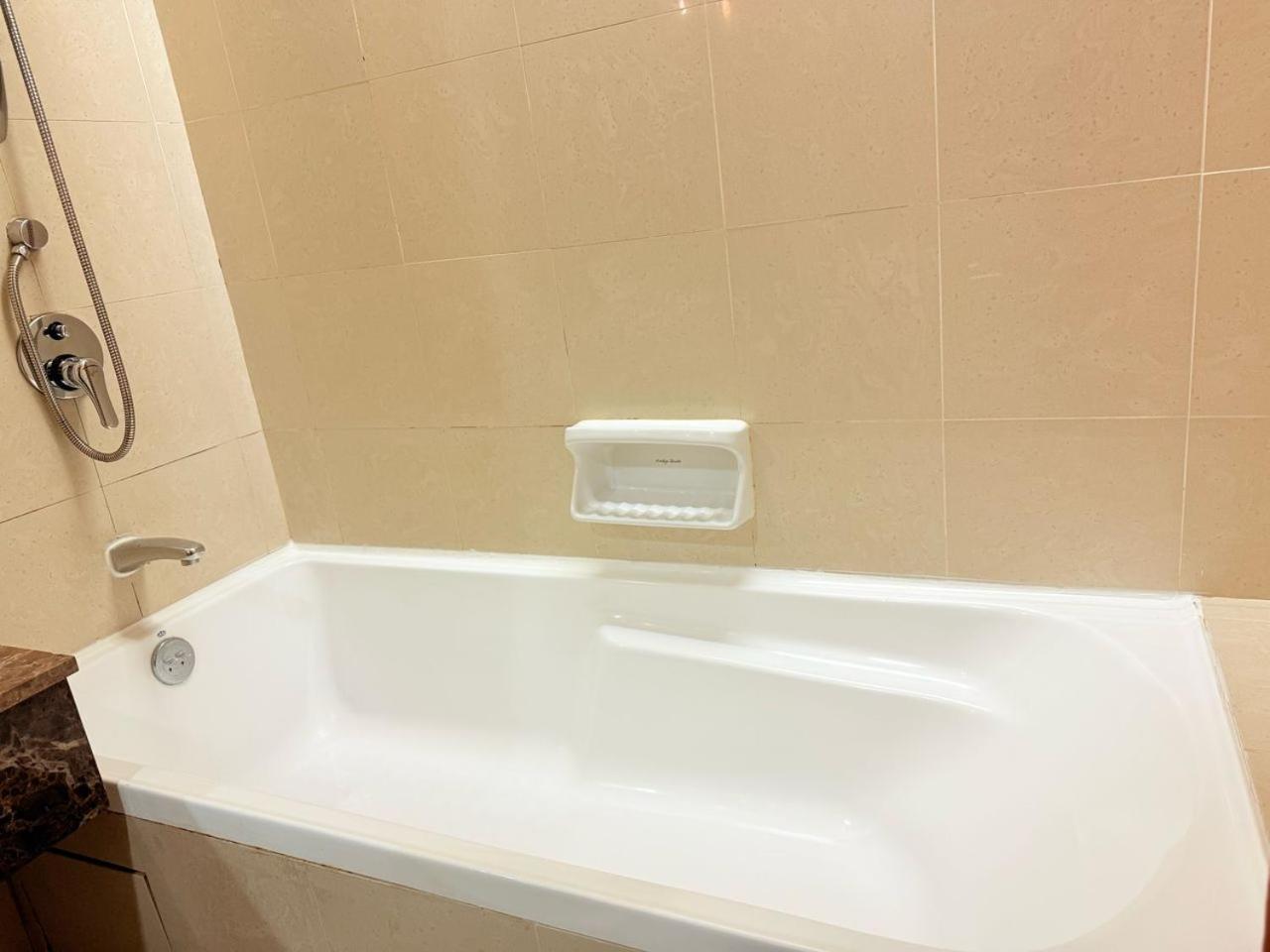 Raintree Home Resort Suites At Bander Sunway Pyramid Hotel Tower ペタリンジャヤ エクステリア 写真